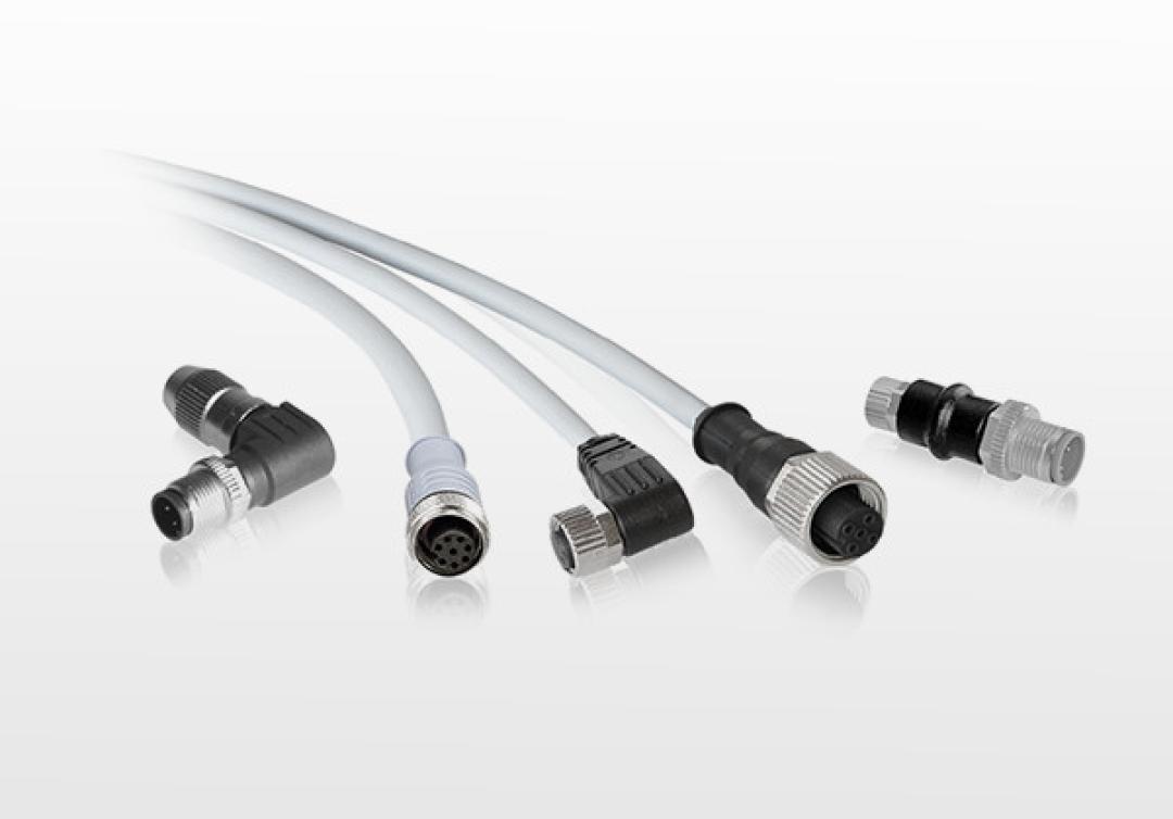 Connecting Cables Connecting Cables